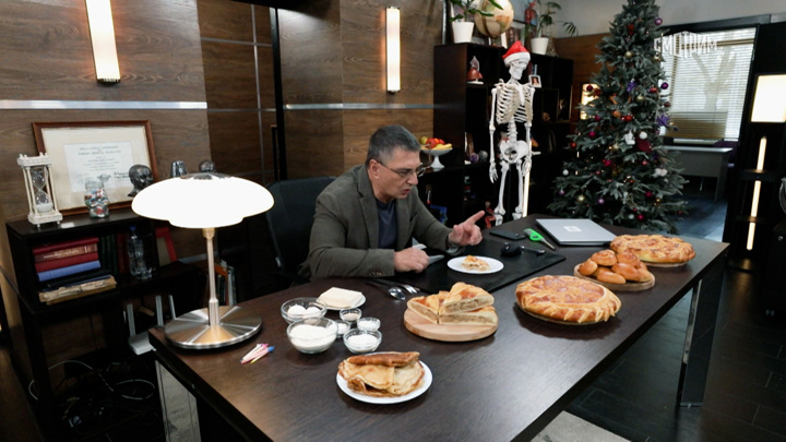 Доктор Мясников: выпечка &ndash; путь к диабету, инфаркту, раку