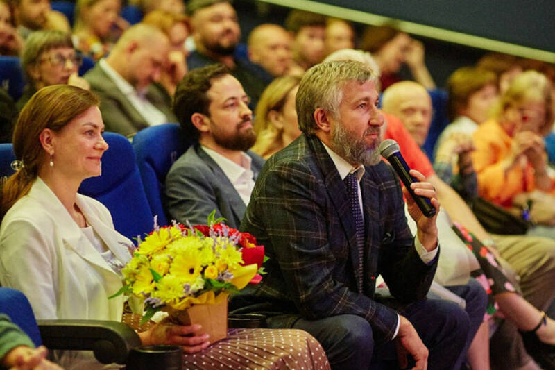 На&nbsp;открытии &laquo;Центра развития семьи&raquo; прошел масштабный театральный показ