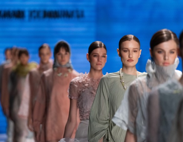 Орнелла Мути на Московской неделе моды: В России меня любят не только мужчины, но и женщины!